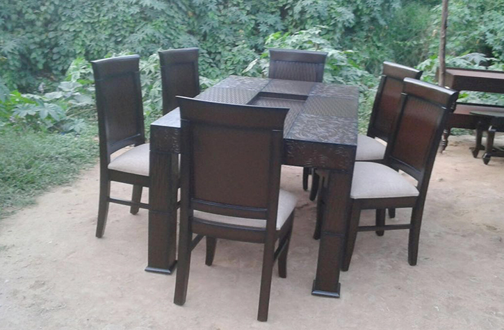 cafe table and chairs in bengalore,complete interior solutions in bangalore,interior works in bangalore