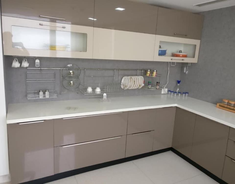 Acrylic kitchen shutters in bangalore,Acrylic kitchen shutters in vijayanagar bangalore,L shaped modular kitchens in bangalore,u shaped modular kitchens in bangalore